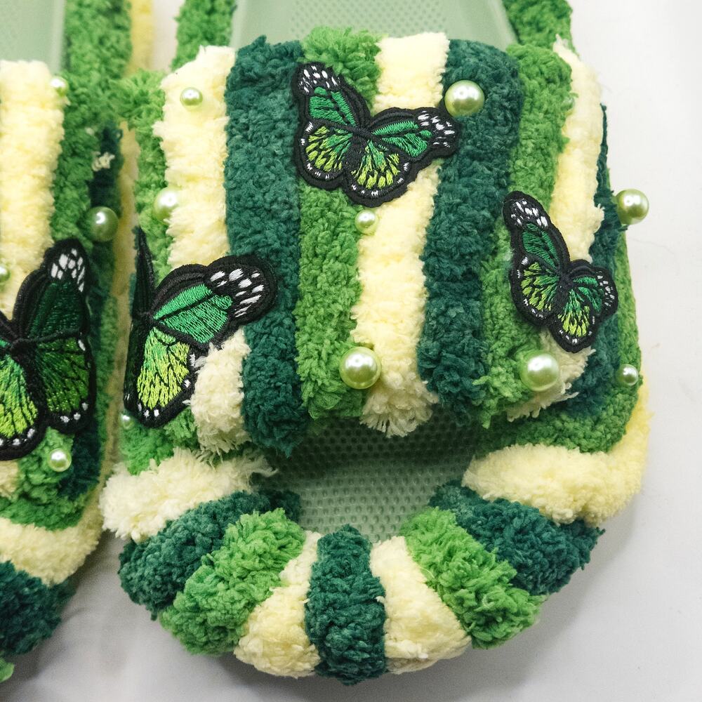 The Superstar Store Mother Nature Crochet Yarn Slides Green Size 9 Boho - Picture 5 of 9